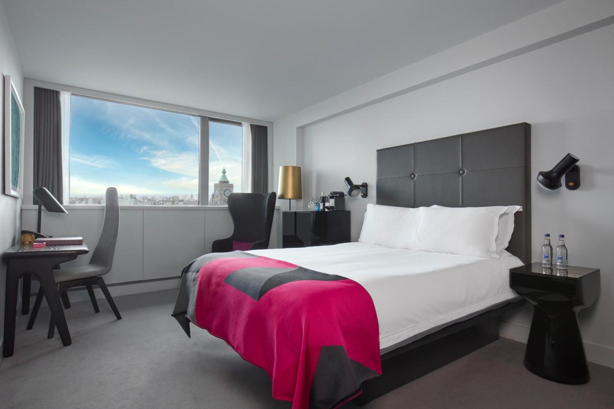 Hotel Sea Containers